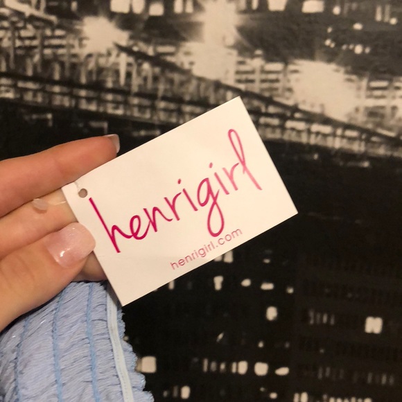 HENRIGIRL Light blue top - Picture 3 of 4